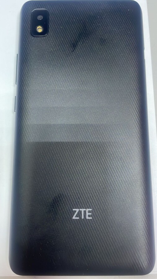Мобильный телефон ZTE 210