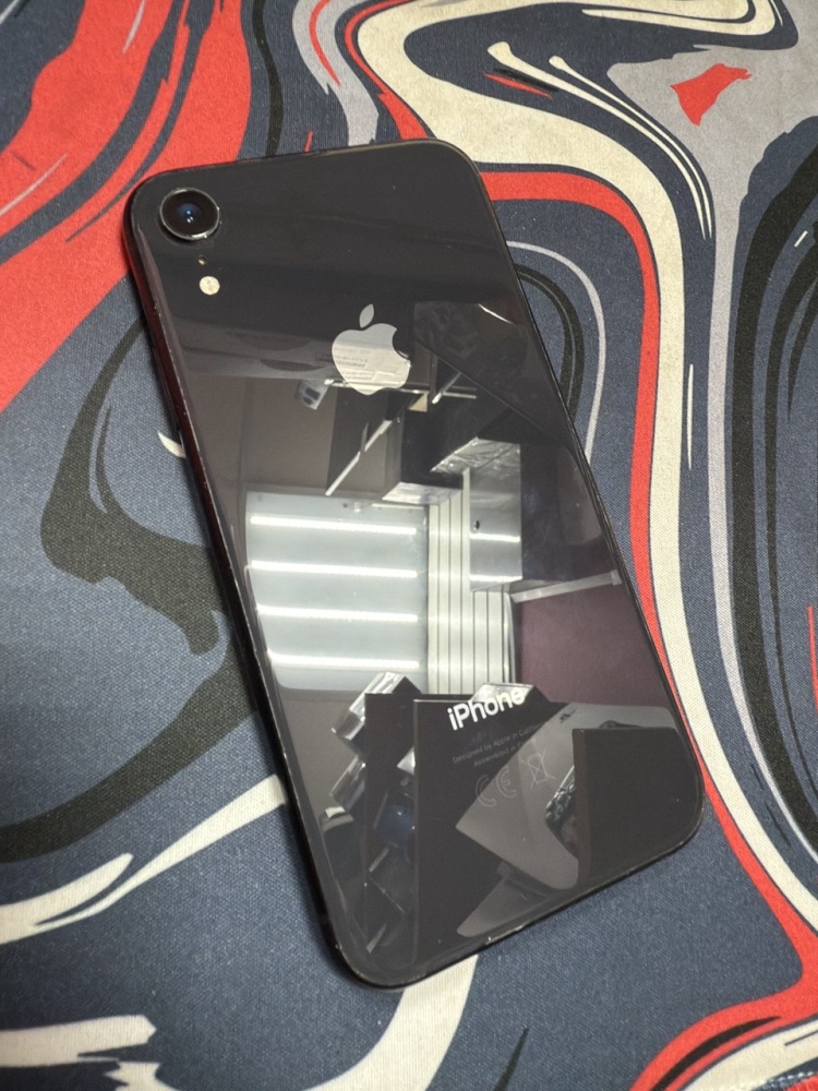 Смартфон iPhone XR 64 Gb