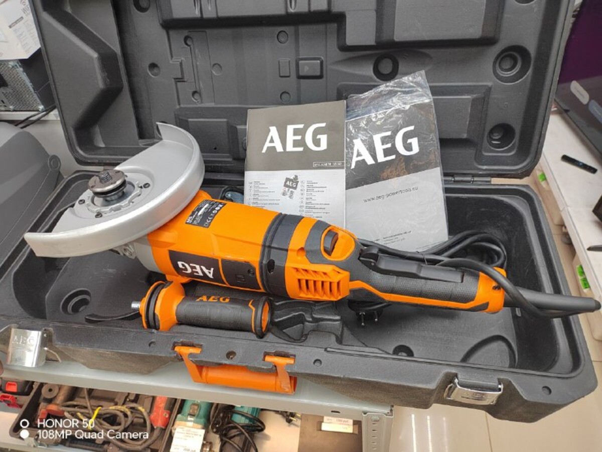 Болгарка AEG 230