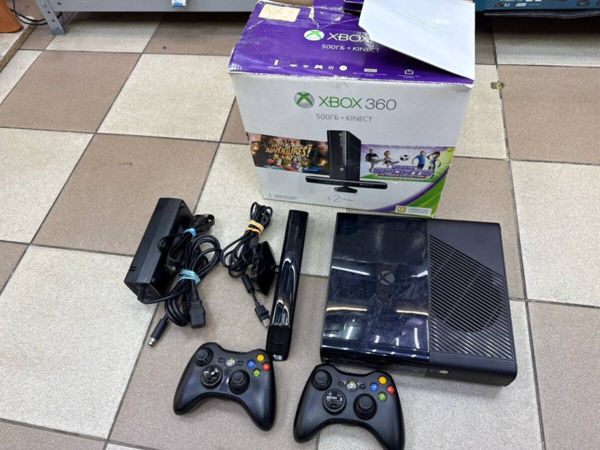 Игровая приставка XBOX 360