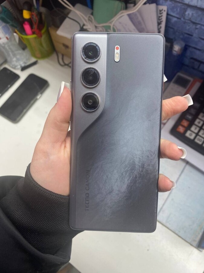 Мобильный телефон Tecno 40 8/256gb