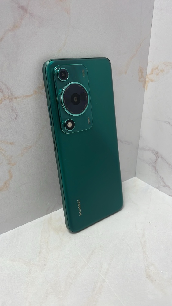 Смартфон Huawei Nova Y72 8/128