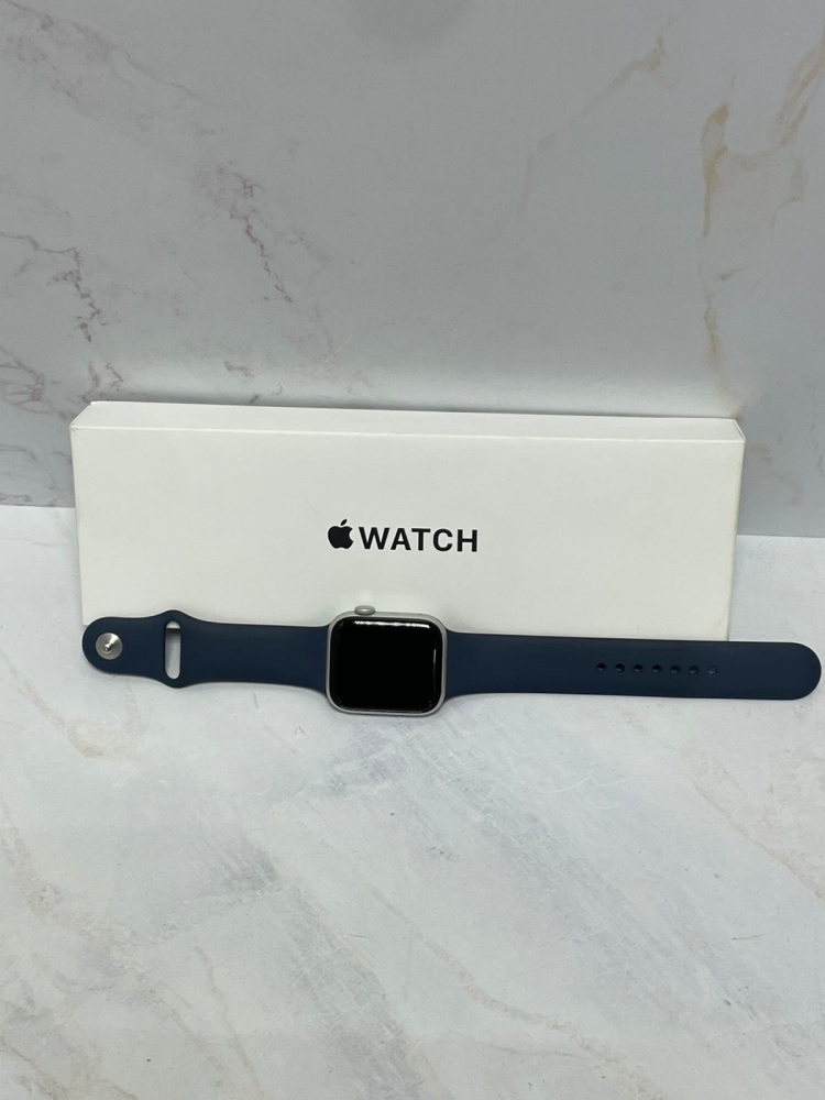 Часы Apple Watch SE 2 44mm