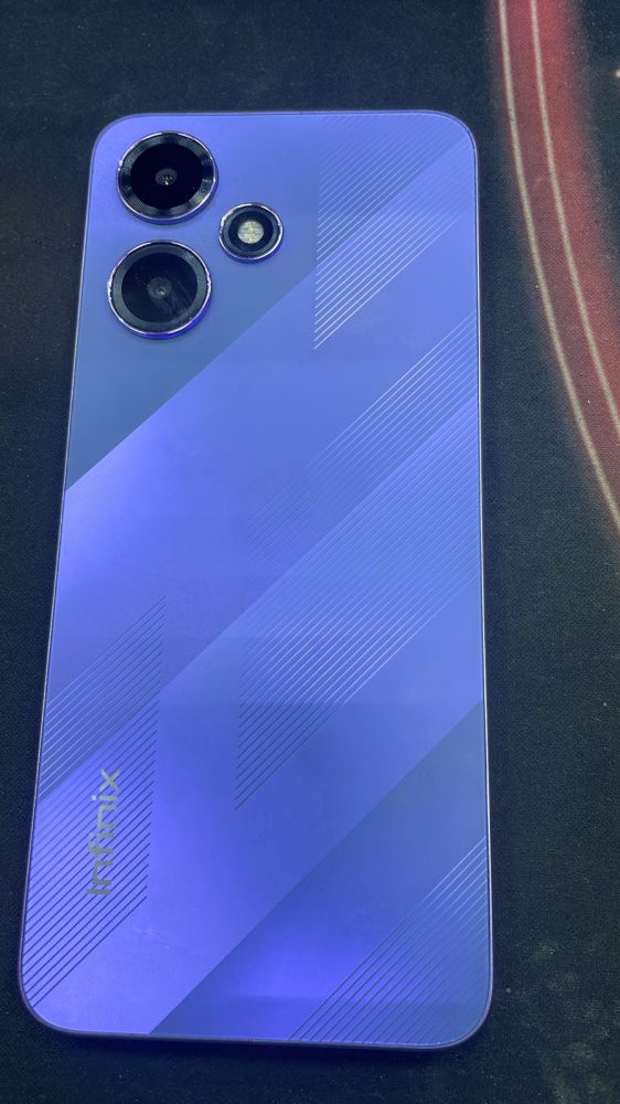 Мобильный телефон Infinix Hot 30 Play