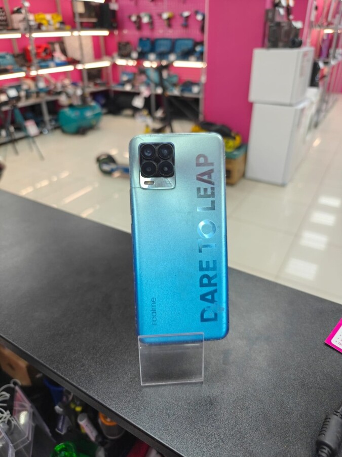 Смартфон Realme 8 PRO 6/128
