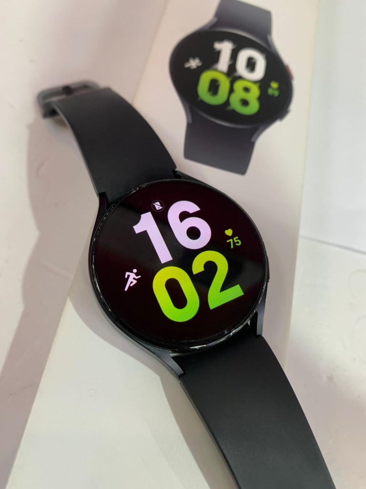 Смарт-часы Samsung watch 5 44mm