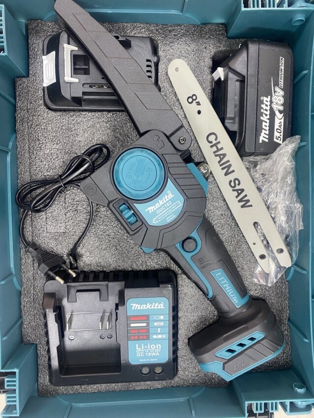 Пила-Сучкорез аккумуляторный НОВЫЙ в кейсе