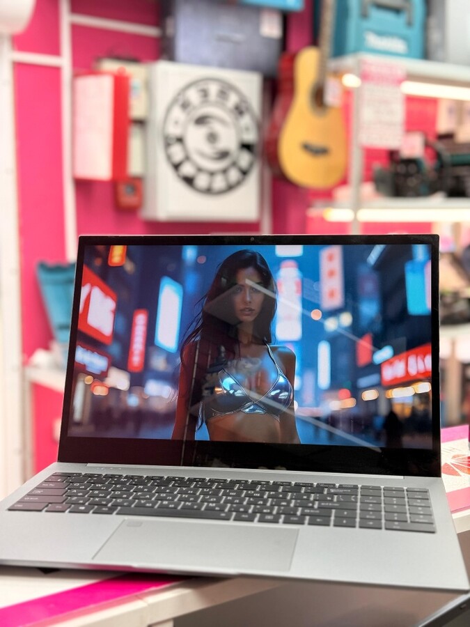 Ноутбук intel core i5-1240P/16Gb RAM/512Gb SSD