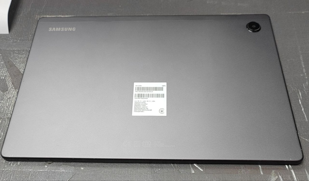 Планшет Samsung а8 4\128