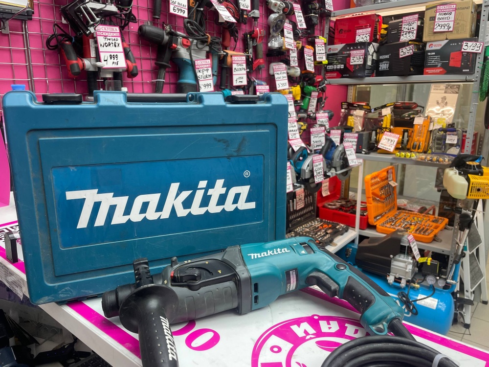 Перфоратор Makita HR 2470