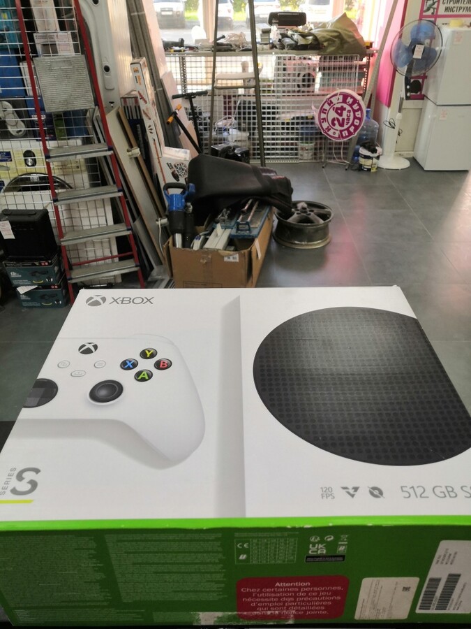 Игровая приставка XBOX Series S