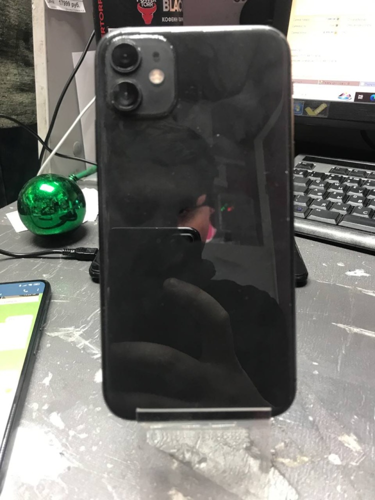 Смартфон iPhone 11 128 Gb