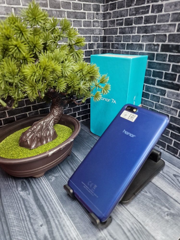 Смартфон Honor 7A 2/16GB