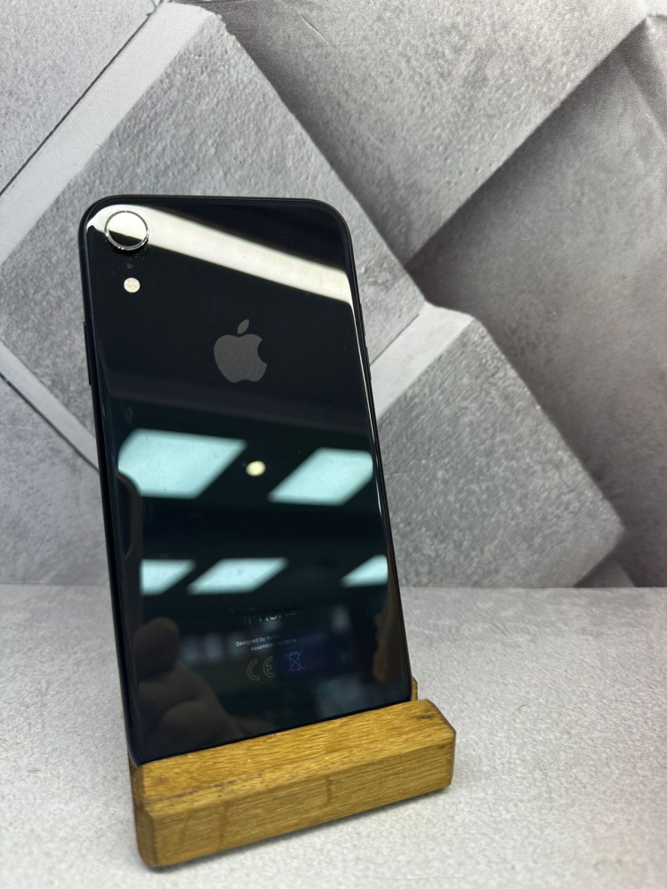 Смартфон iPhone XR 64 Gb