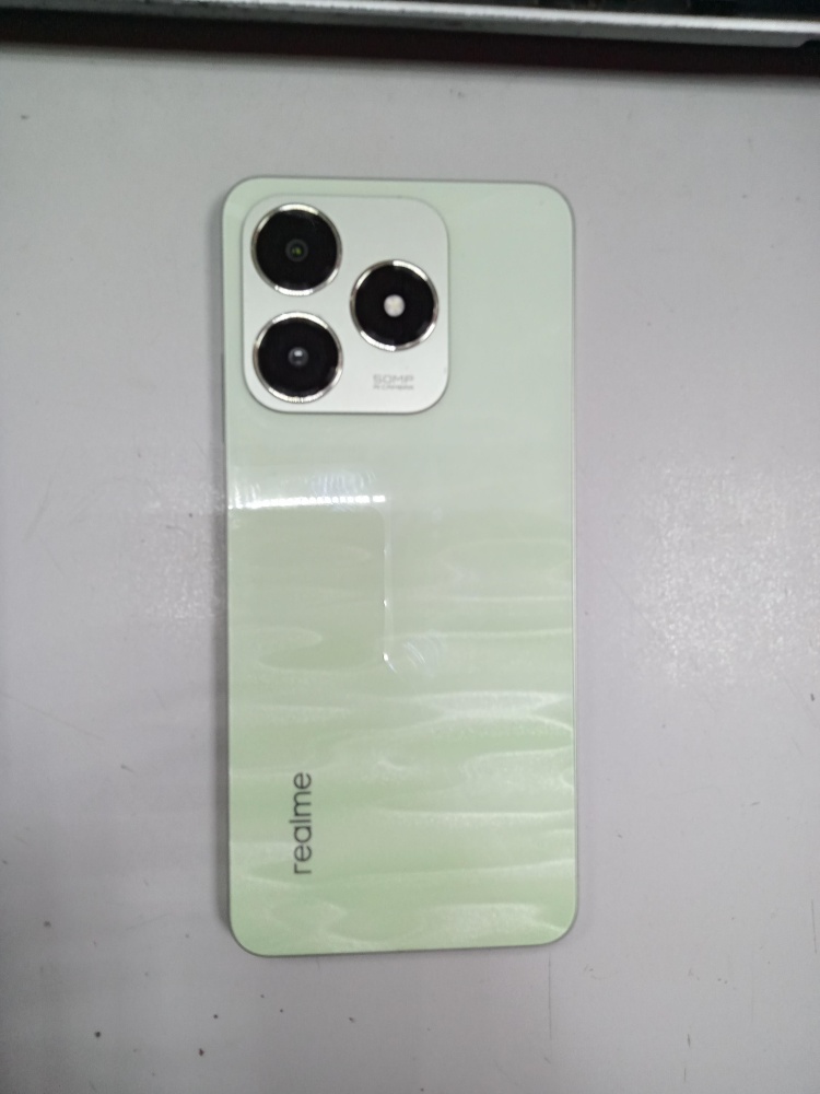 Смартфон Realme C63
