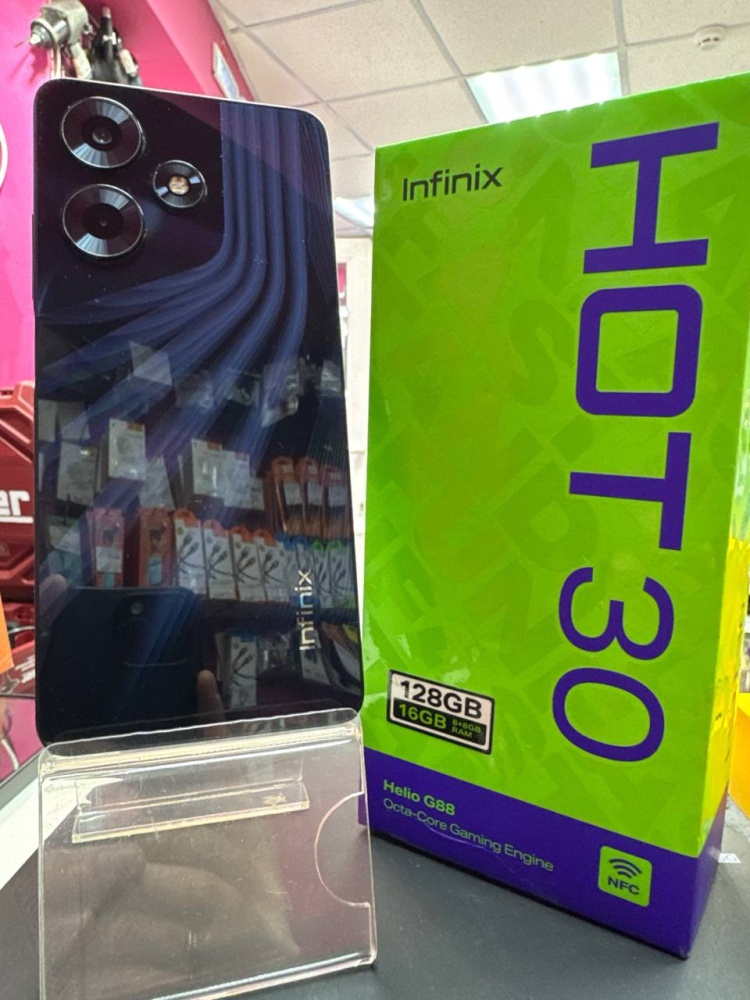 Мобильный телефон Infinix Hot 30 8+8/128Gb