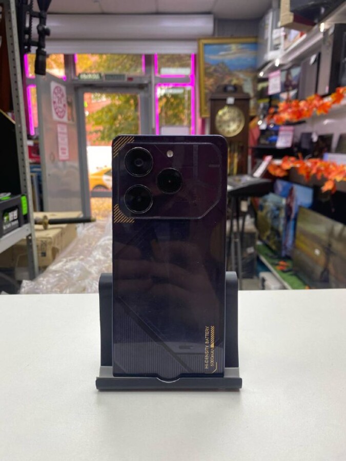 Мобильный телефон Tecno Pova 6 pro 8\256gb