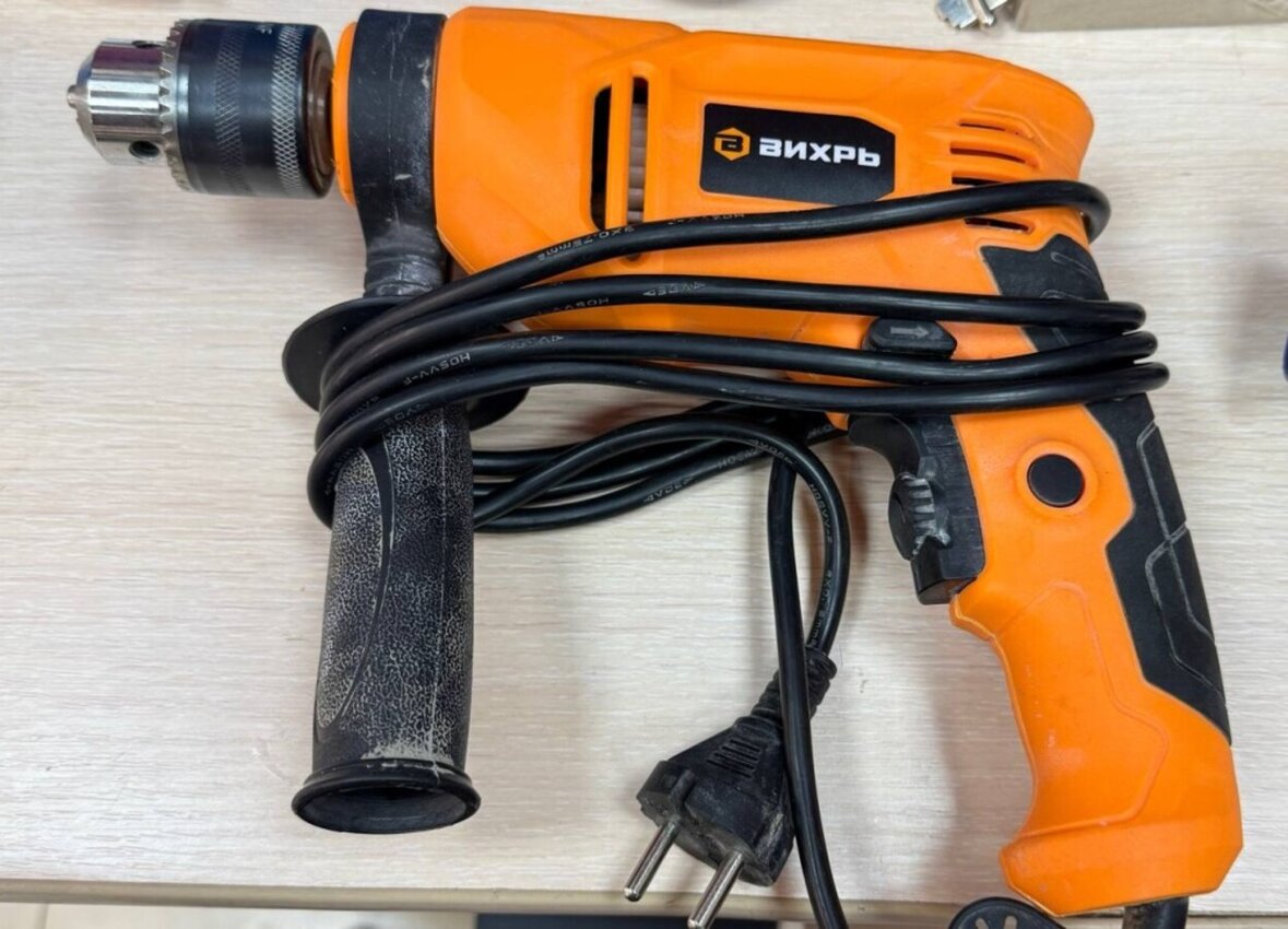Перфоратор Вихрь ду 700