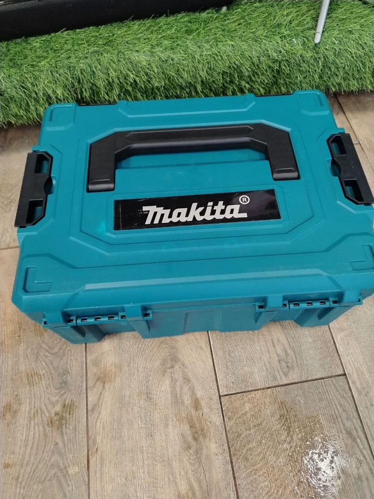 Набор инструментов Makita