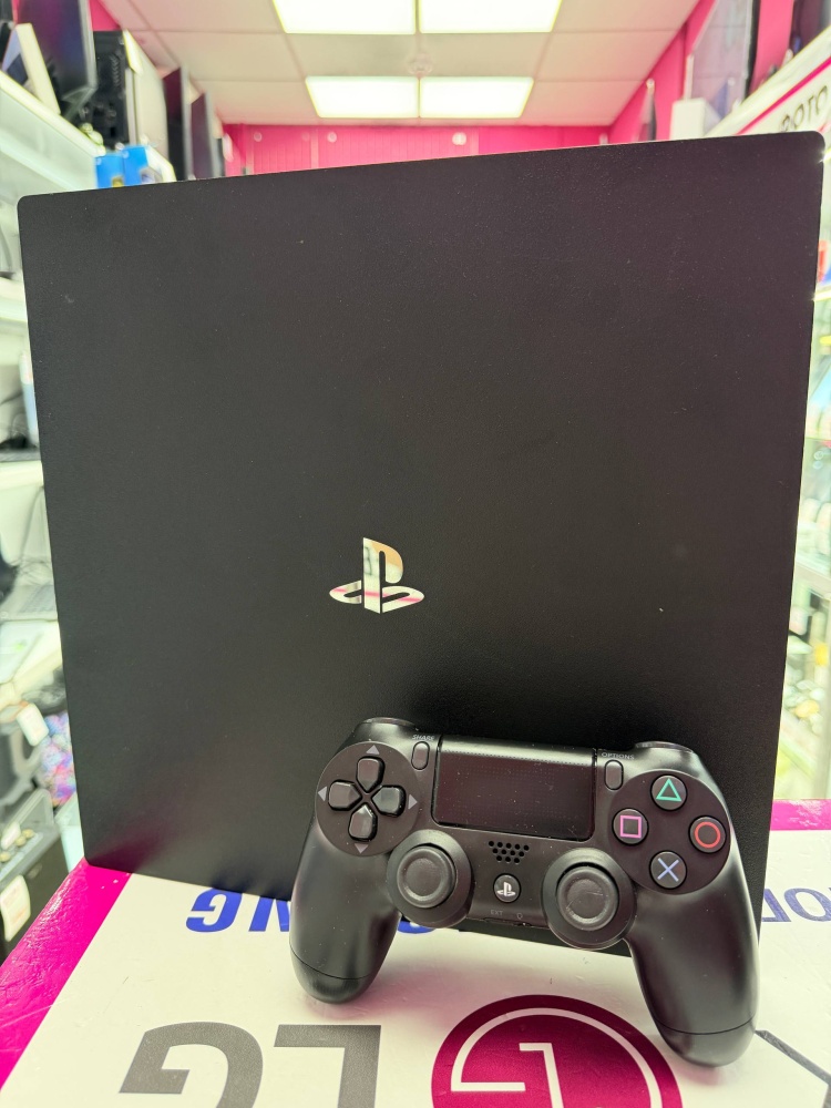 Игровая приставка Sony PlayStation 4 PRO 1TB