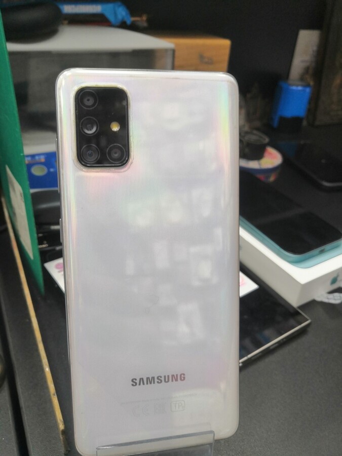 Смартфон Samsung A71 6 128