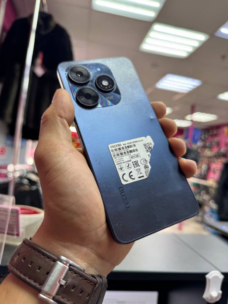 Мобильный телефон Tecno Spark Go 64Gb