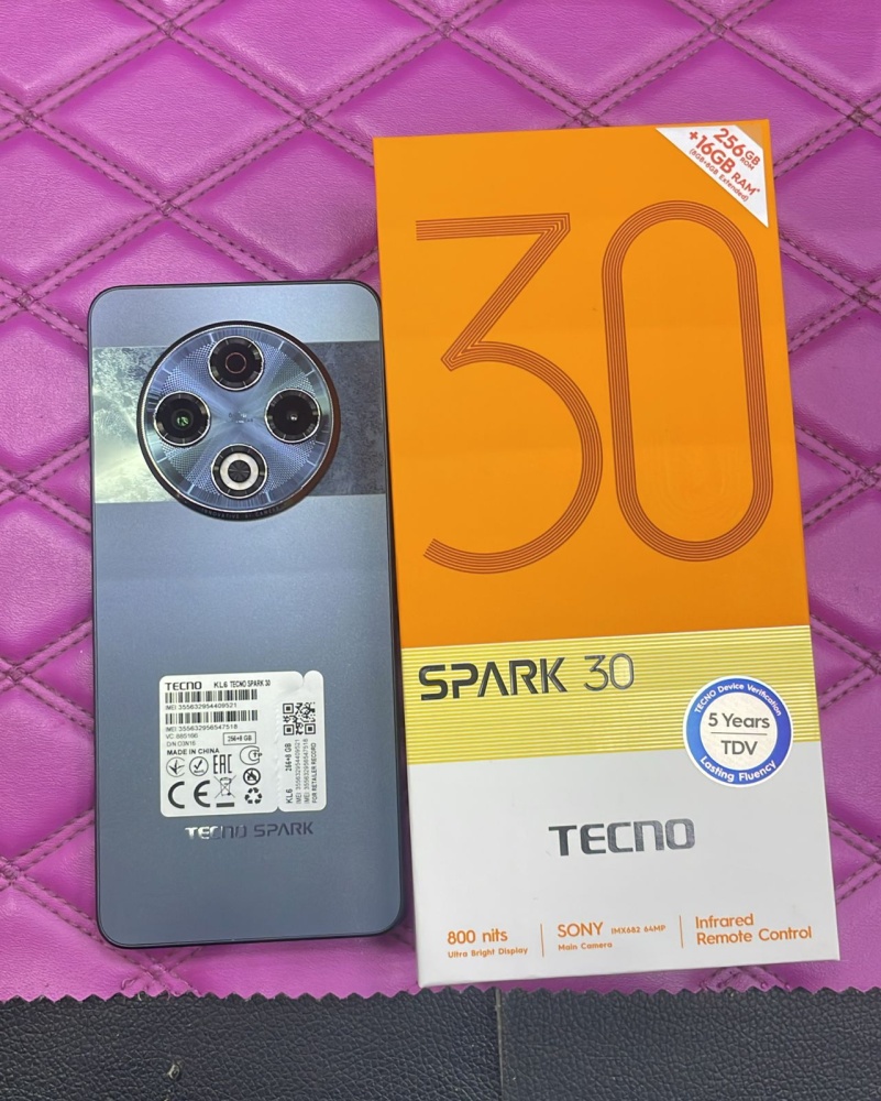 Мобильный телефон Tecno Spark 30 8/256