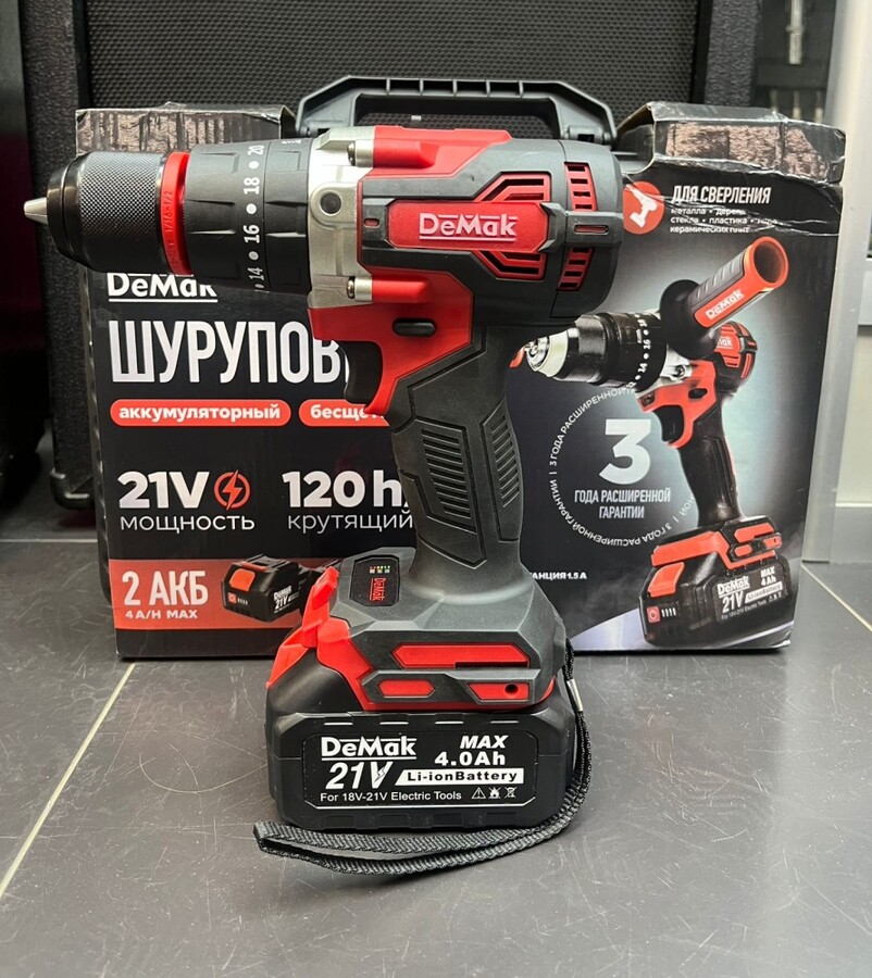 Шуруповерт DeMak BLS001