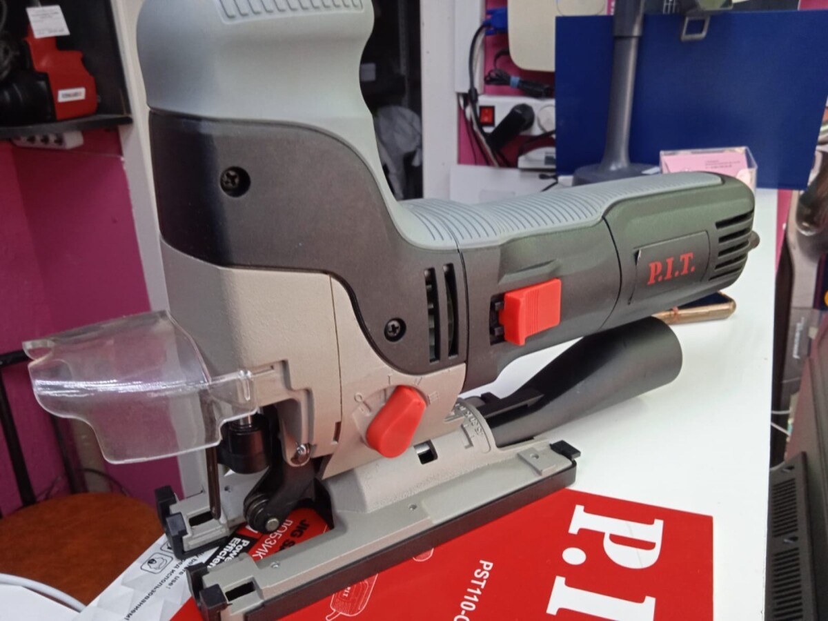 Электролобзик PIT PST 110—C. 750 Вт