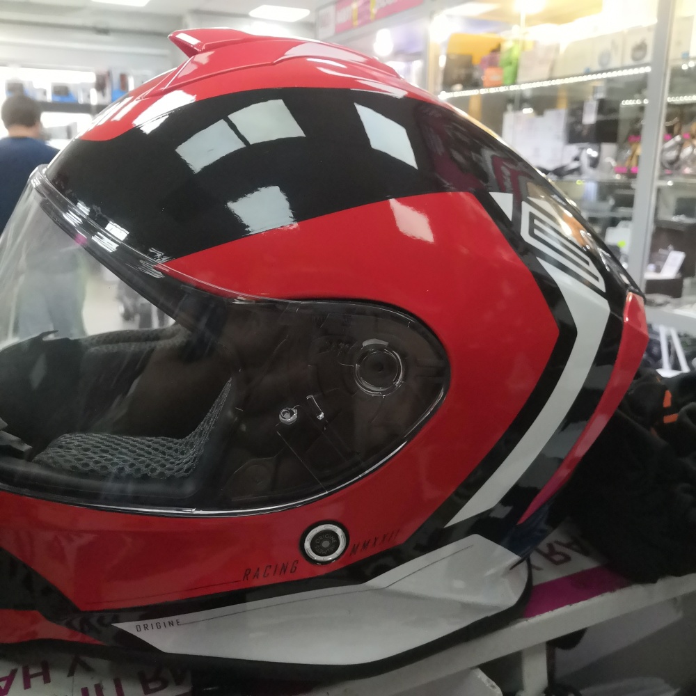 Шлем racing