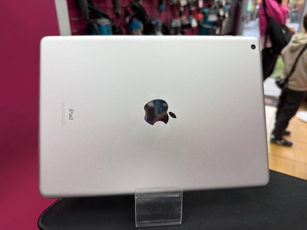 Планшет Apple iPad 9 64гб