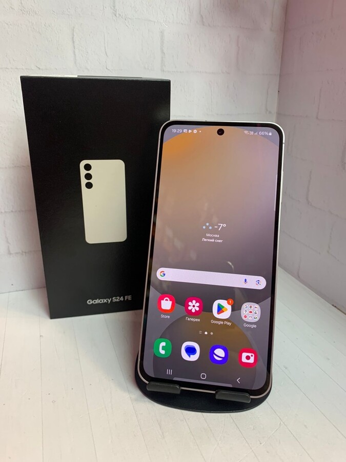 Смартфон Samsung S24 FE 8/256gb