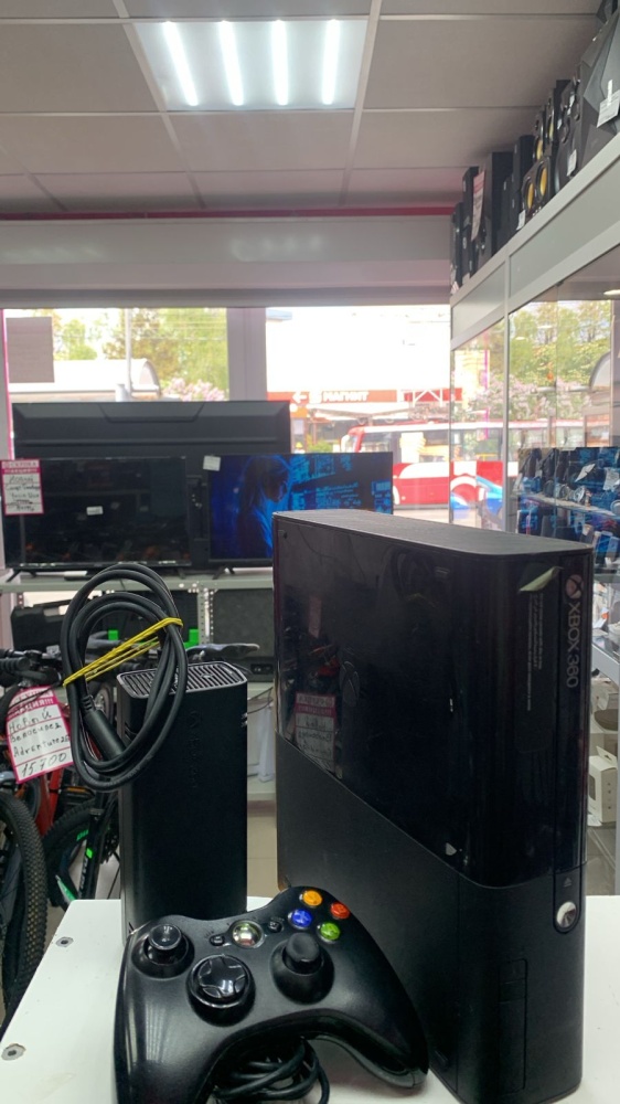 Игровая приставка XBOX 360 32GB