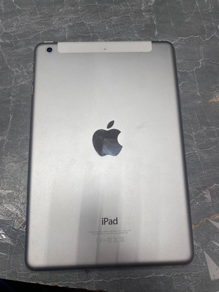 Планшет Apple iPad mini 2 A1490