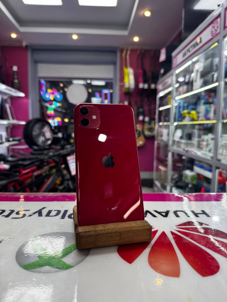 Смартфон iPhone 11 128 Gb