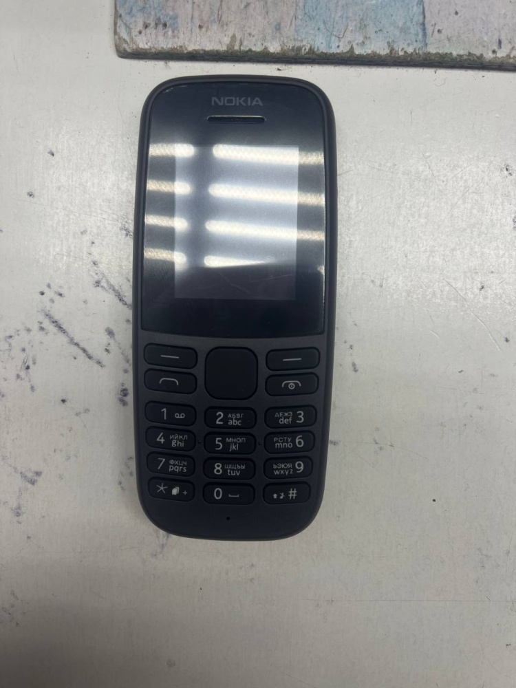 Мобильный телефон Nokia 105