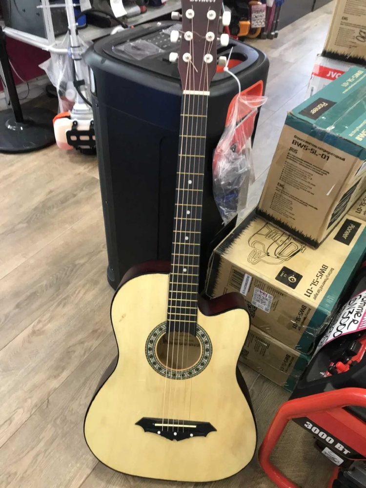 Гитара BelucciBC 3820