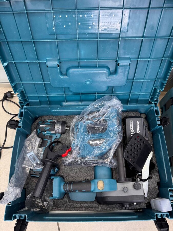 Набор инструментов Makita 4в1