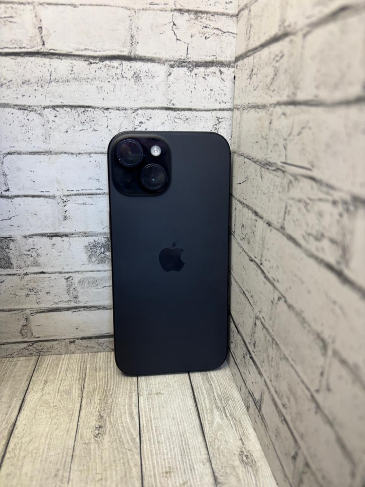 Смартфон iPhone 15 128