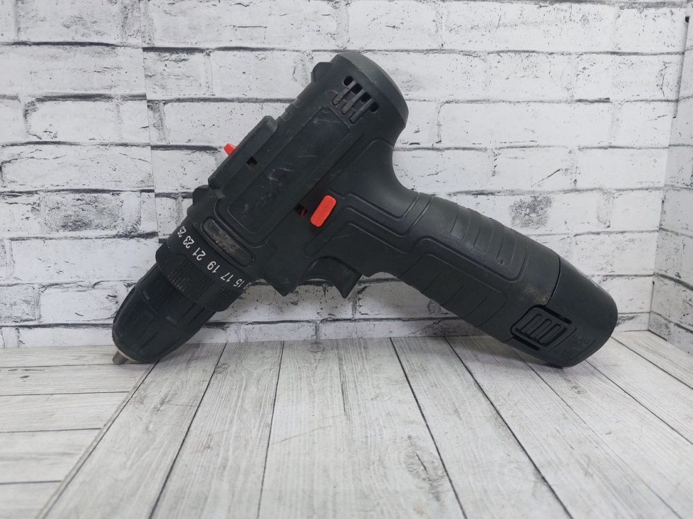 Шуруповерт