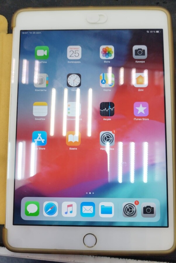 Планшет Apple iPad mini 3 2/16