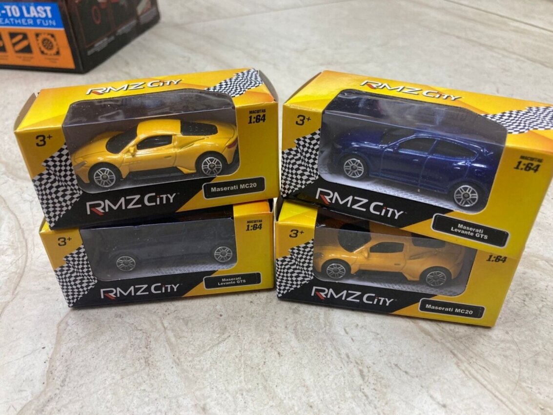 Машинка металлическая gts2019