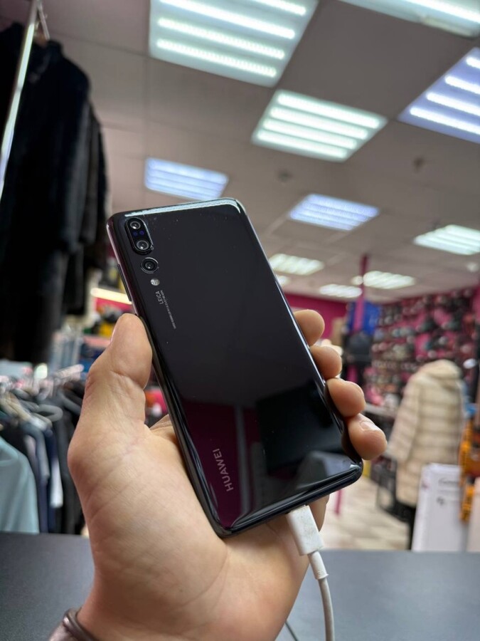 Смартфон Huawei P20 Pro 128Gb