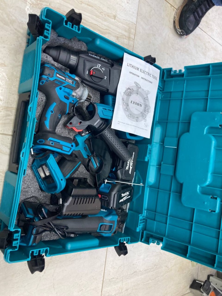 Набор инструментов 4в1