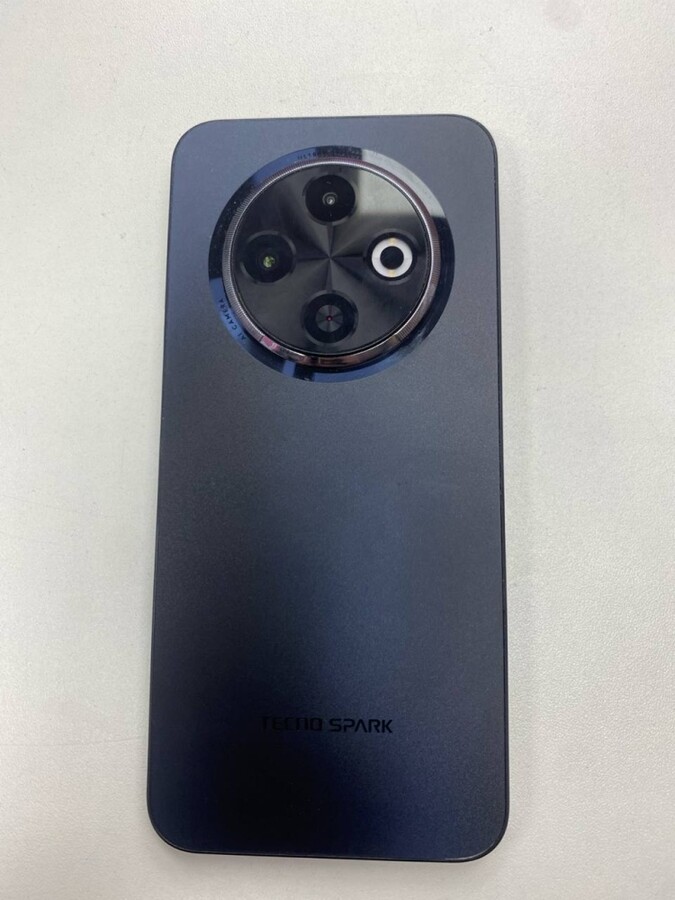 Мобильный телефон Tecno Spark 30c 128gb