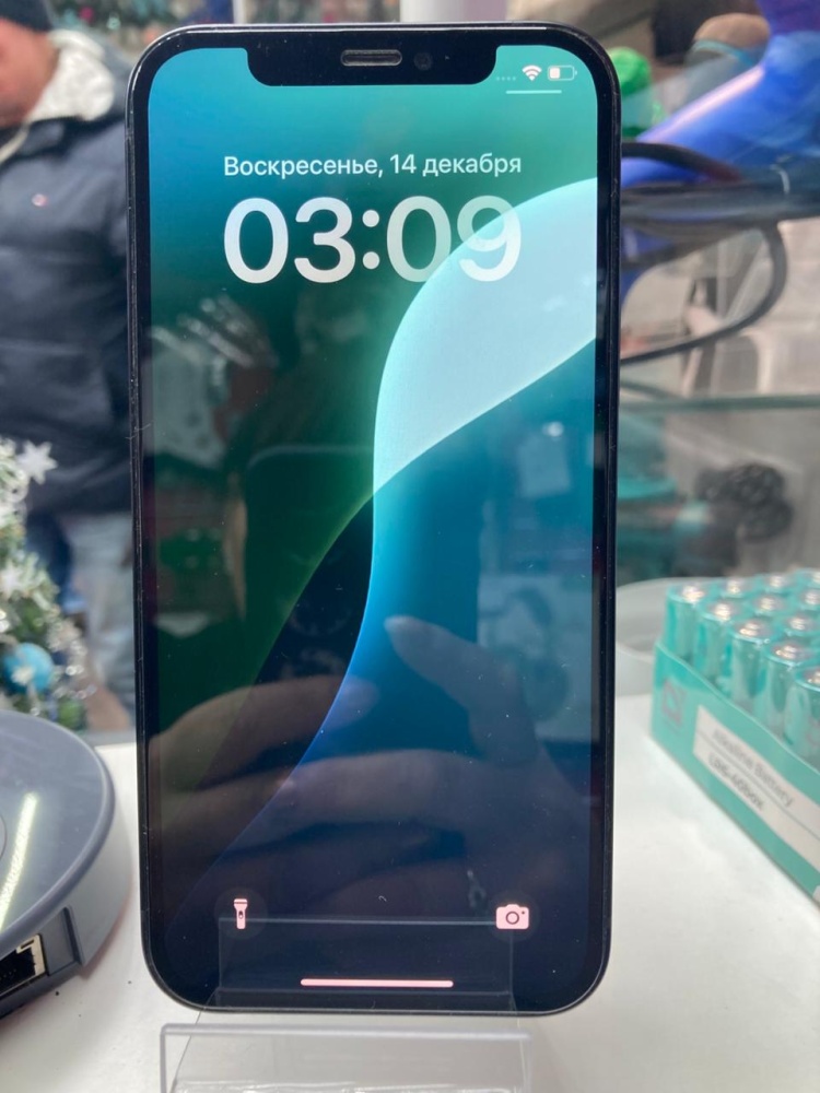 Смартфон iPhone 12 128 Gb