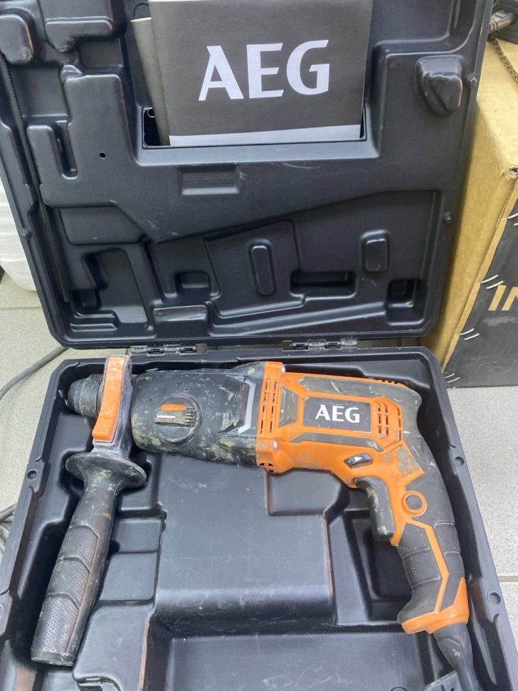 Перфоратор Aeg kh 24 ie
