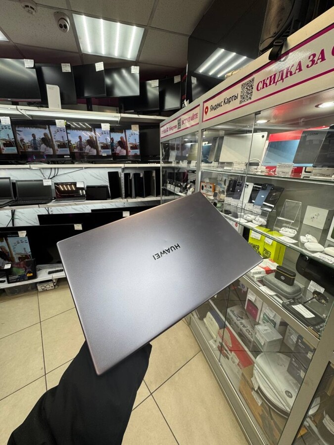 Ноутбук Huawei D15 ryzen 5 3500u