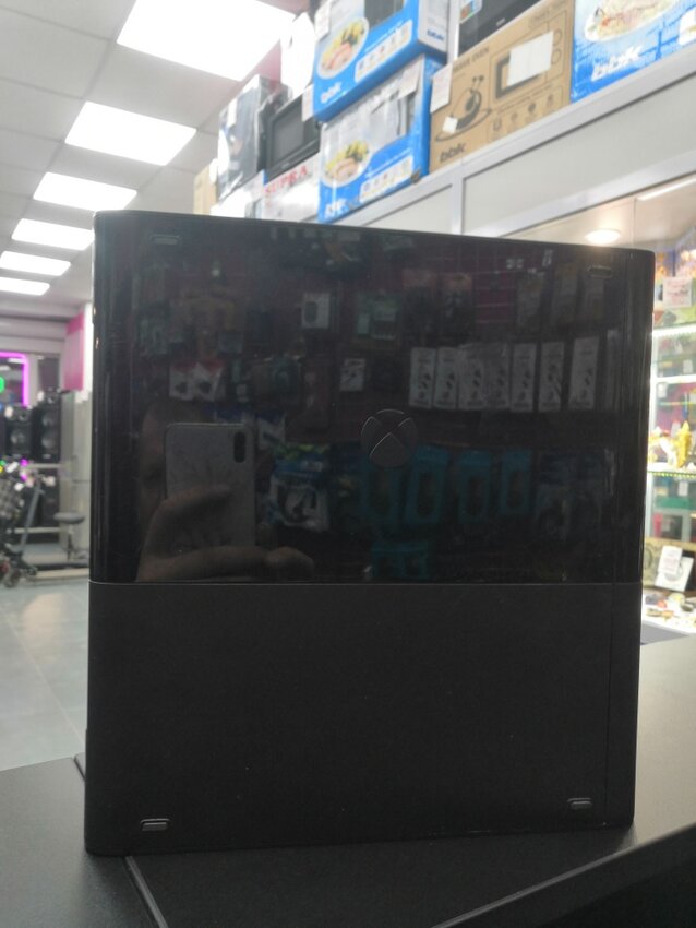 Игровая приставка XBOX 360