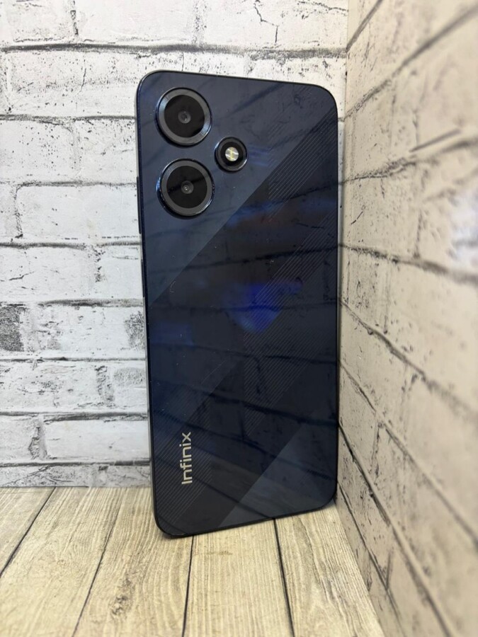 Мобильный телефон Infinix нот 30play 8/28